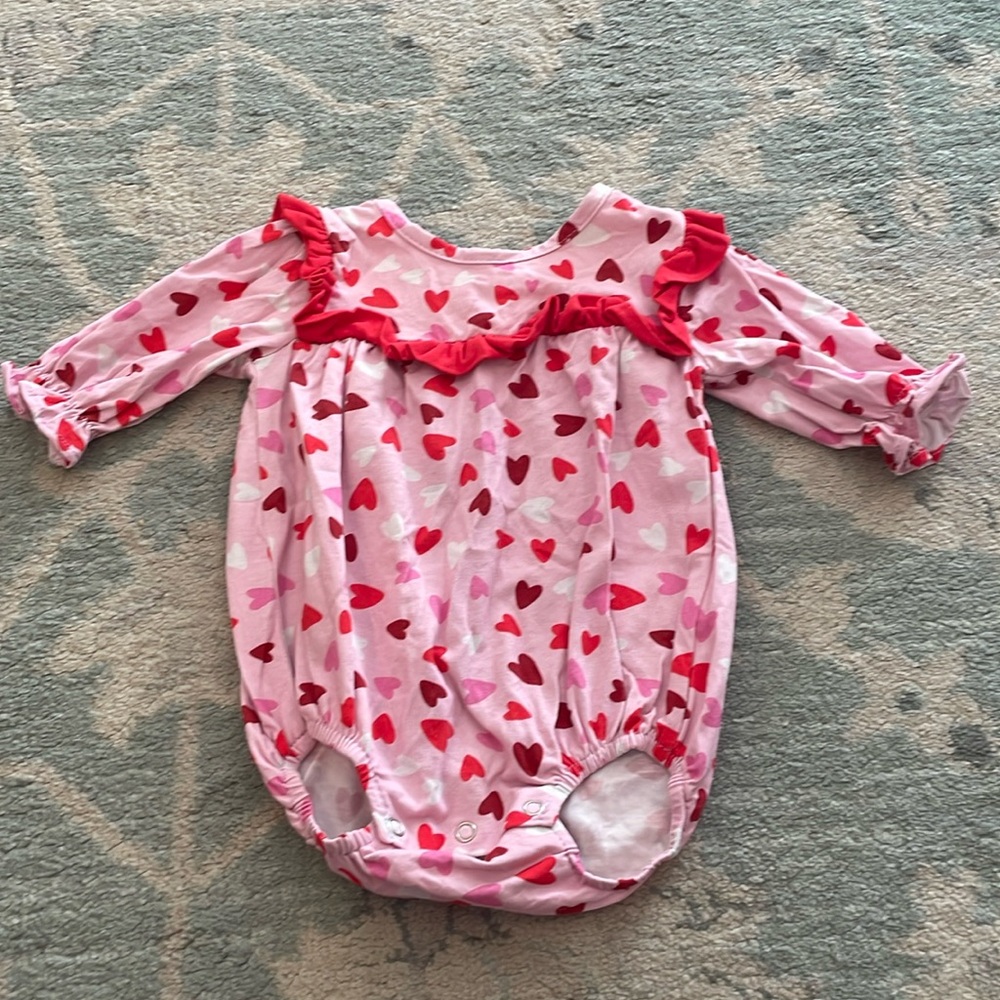 Stitchy Fish Hearts bubble